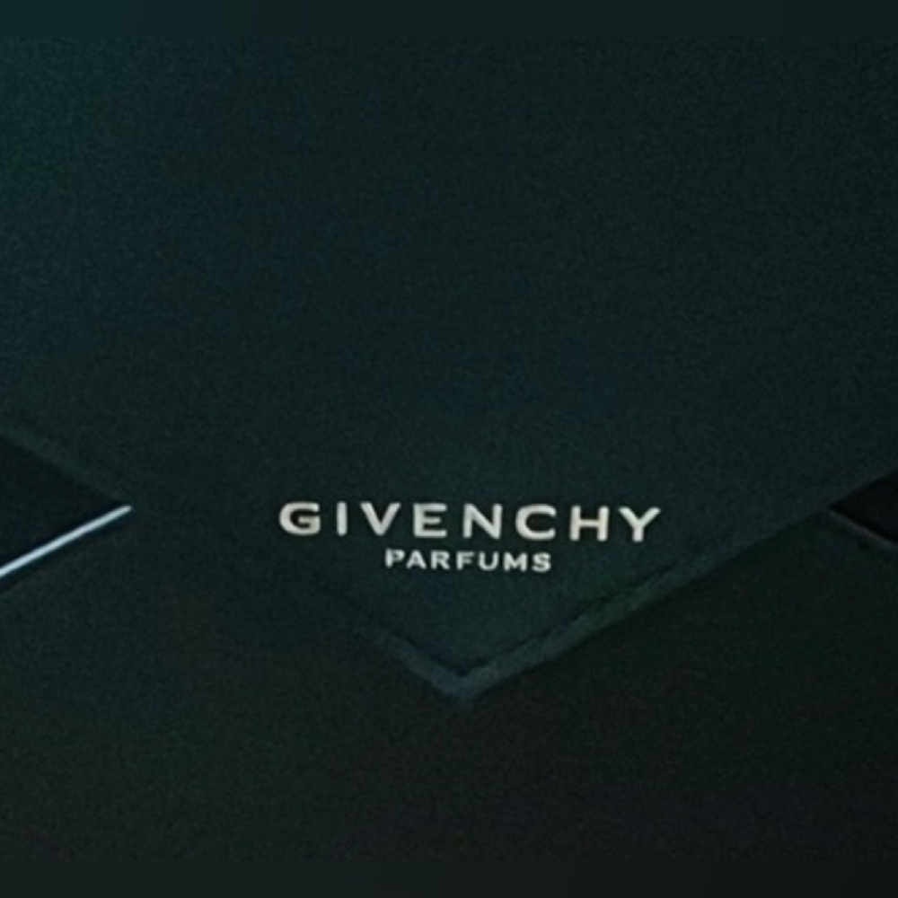 Givenchy bag - Picture 10 of 10